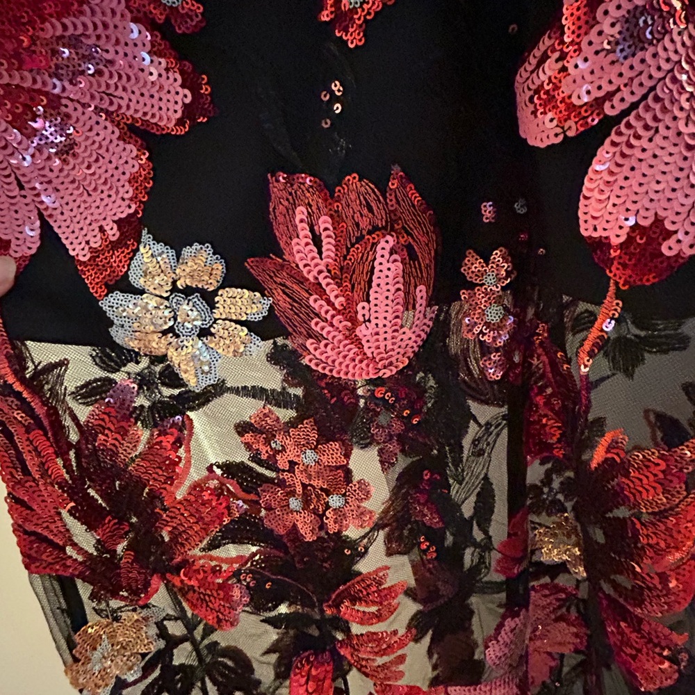 Boston Proper Size Small Sequin Mesh Slit Floral Gown - Picture 12 of 13